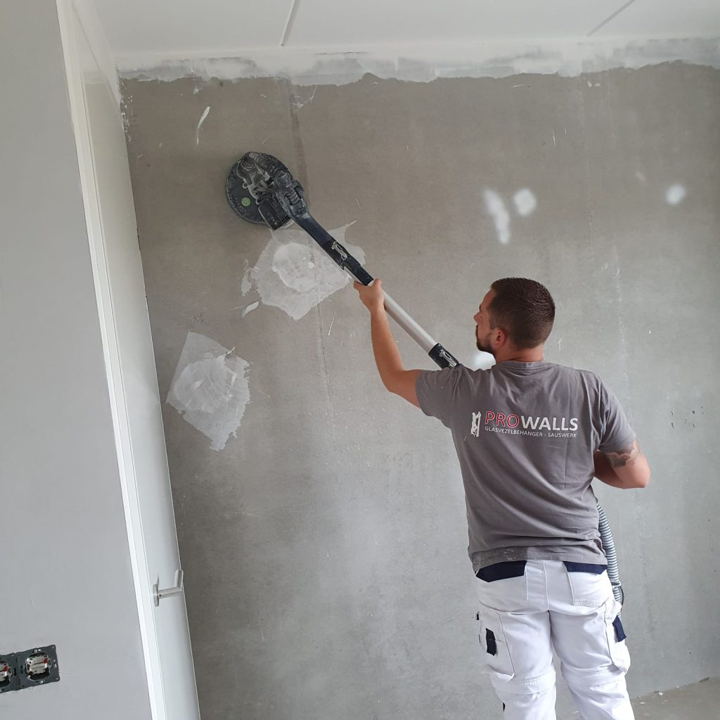 machinaal schuren van de wanden Prowalls Enschede