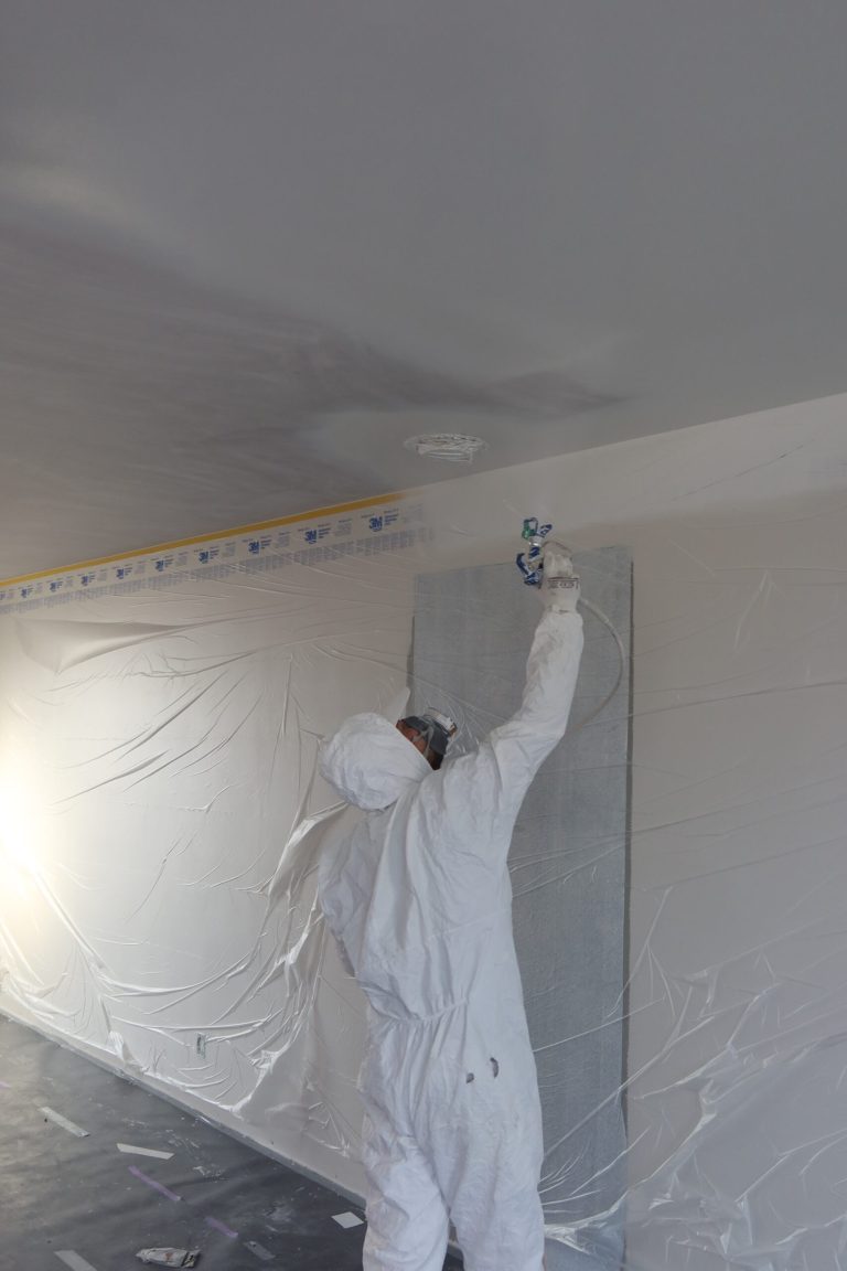 Spuitwerk plafond
